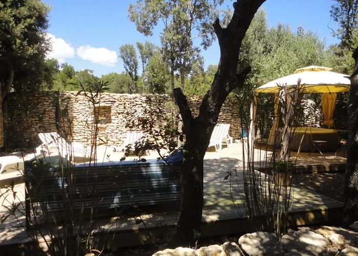 Appartamento De Plein Pied En Campagne Bonifacienne 84m2. *